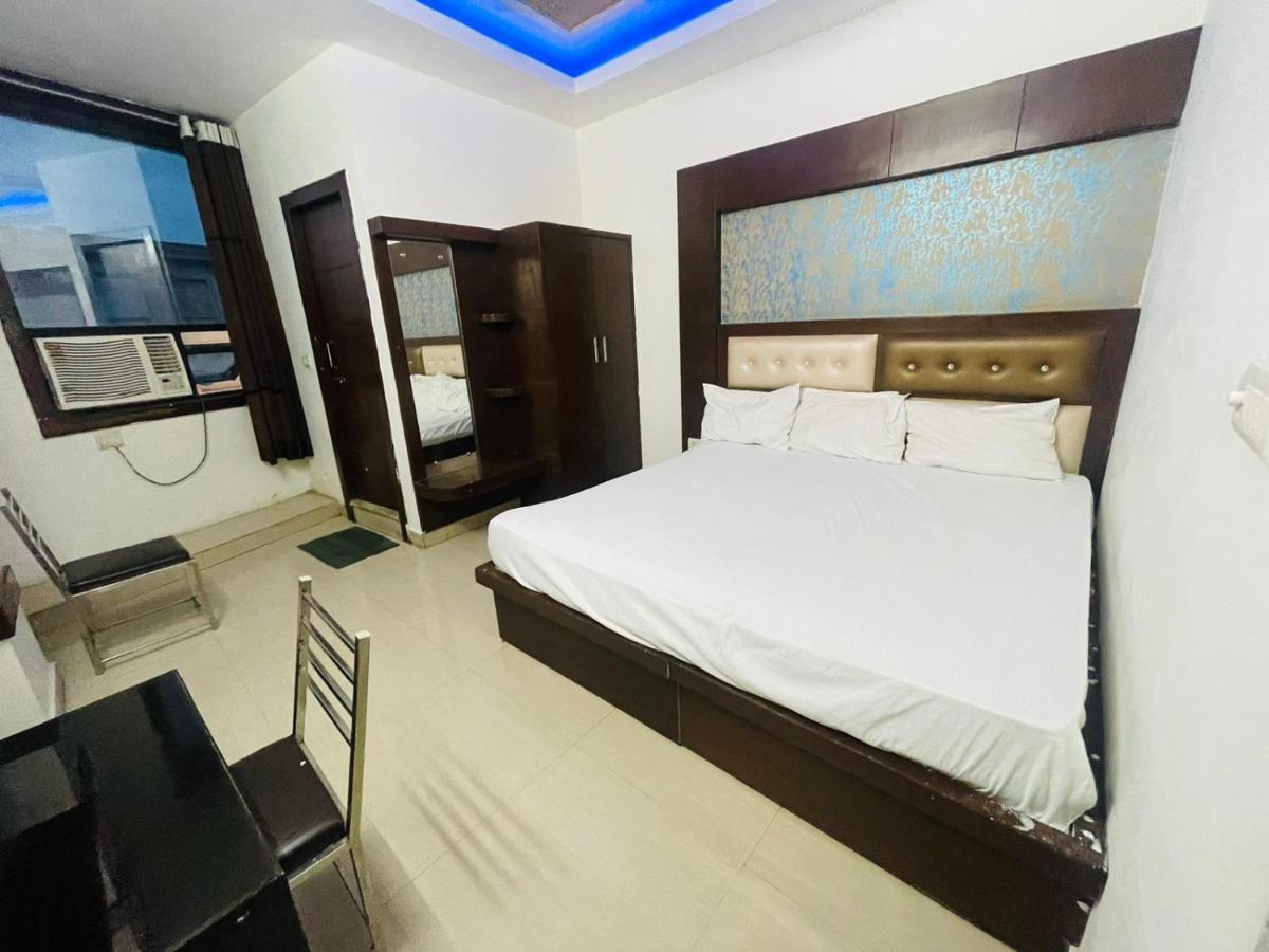 Blue Rose International, Family Hotel Agra (Uttar Pradesh) Exterior photo